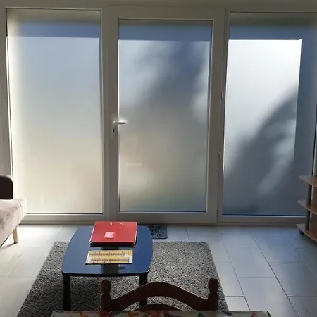 Les Rochettes, Joli Appartement, Tout Neuf, Calme Et Paisible Saint-Gervais-dʼAuvergne Exterior foto
