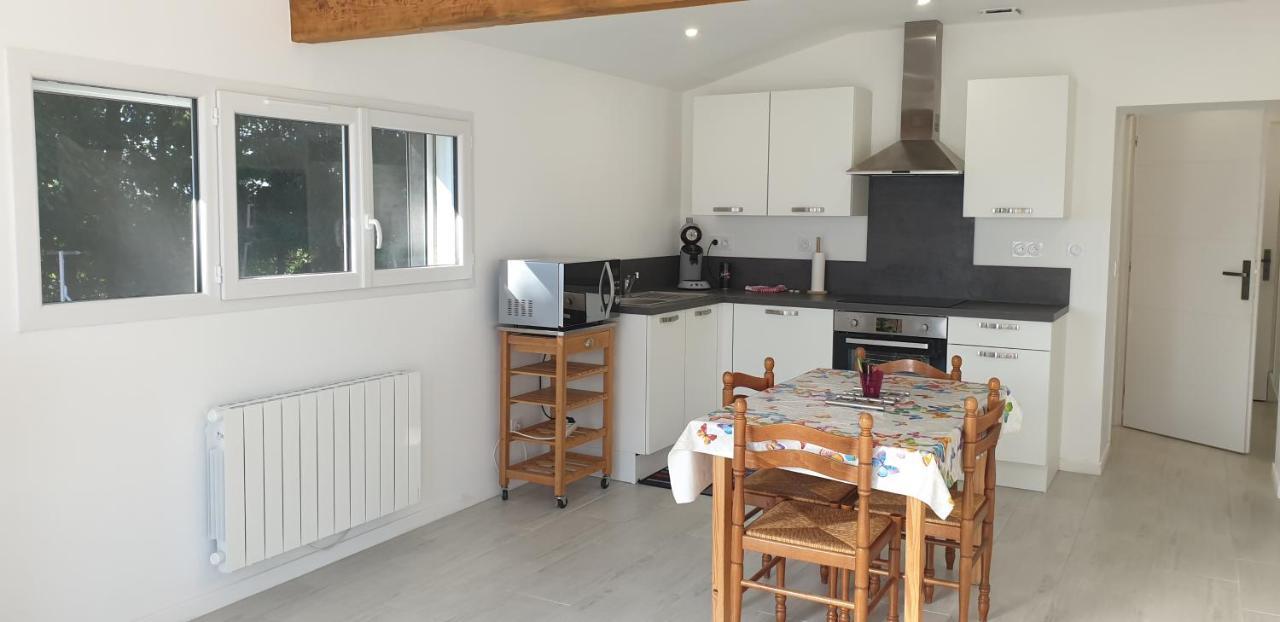 Apartamento Les Rochettes, Joli Appartement, Neuf, Calme Et Paisible Saint-Gervais-dʼAuvergne