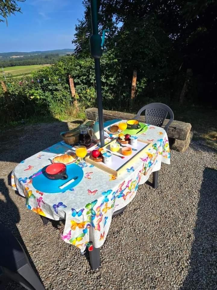 Les Rochettes, Joli Appartement, Neuf, Calme Et Paisible Saint-Gervais-dʼAuvergne